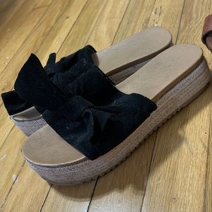 Platform sandals